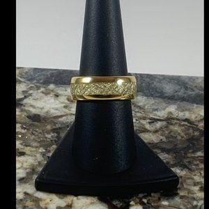 Tungsten size 8.5 ring w/ meteor inlay